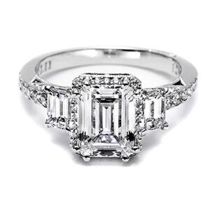 🪞 NEW 18K Gold Tacori designer diamond emerald cut center diamond gold ring